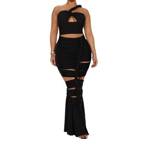Elegant Black Cut-Out Maxi Dress